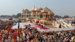 Hundreds of Muslim devotees throng Ram Mandir in Ayodhya